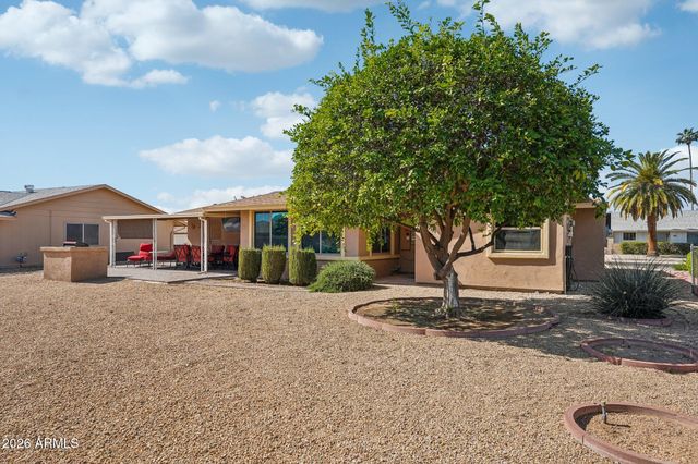 10507 W KINGSWOOD Circle, Sun City, AZ 85351