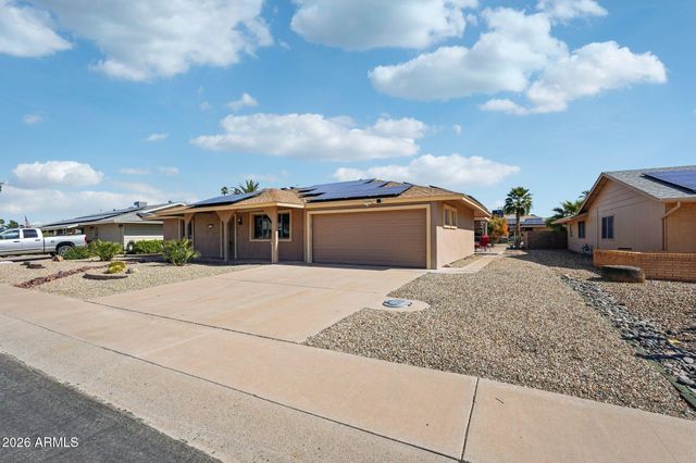 10507 W KINGSWOOD Circle, Sun City, AZ 85351