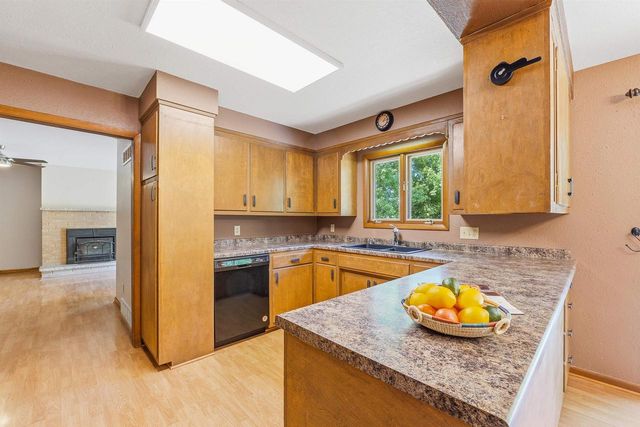 W6878 RIVER BEND ROAD, Fond Du Lac, WI 54937
