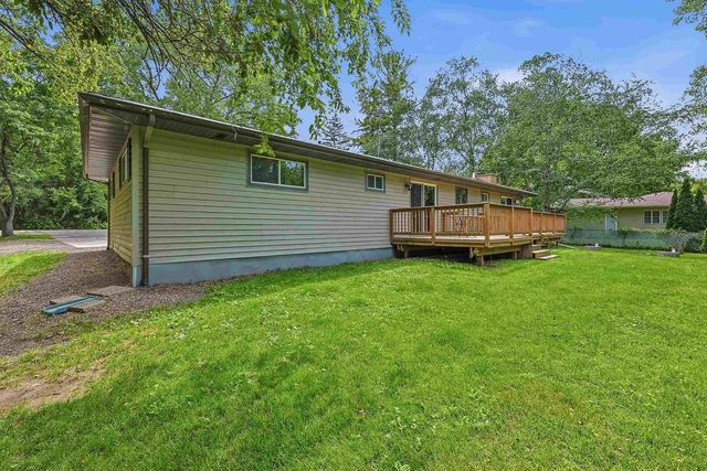 W6878 RIVER BEND ROAD, Fond Du Lac, WI 54937
