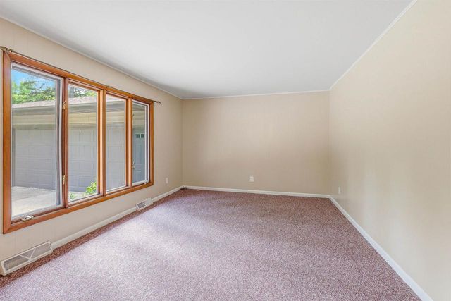 W6878 RIVER BEND ROAD, Fond Du Lac, WI 54937