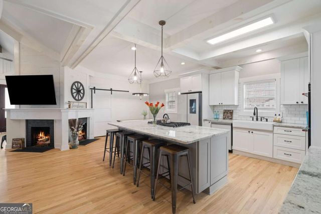 6044 Wade Orr Road, Flowery Branch, GA 30542