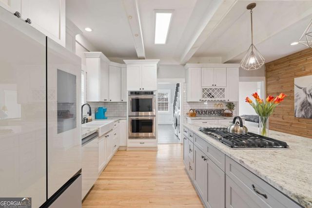 6044 Wade Orr Road, Flowery Branch, GA 30542