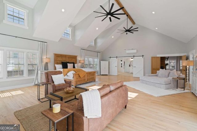 6044 Wade Orr Road, Flowery Branch, GA 30542