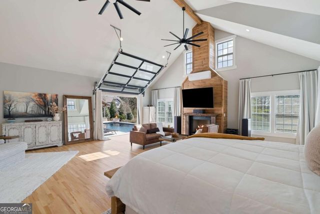 6044 Wade Orr Road, Flowery Branch, GA 30542