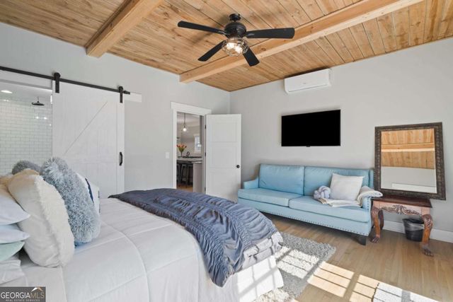 6044 Wade Orr Road, Flowery Branch, GA 30542