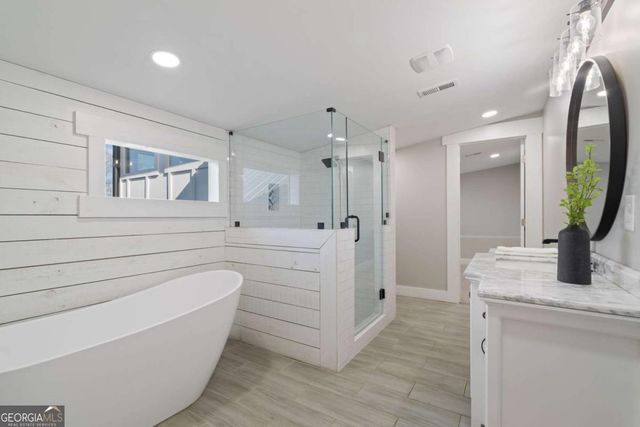 6044 Wade Orr Road, Flowery Branch, GA 30542