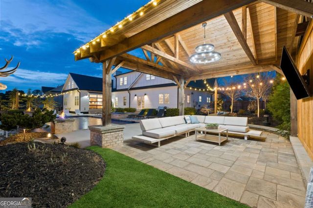 6044 Wade Orr Road, Flowery Branch, GA 30542