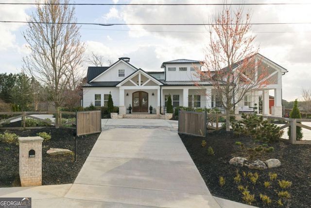 6044 Wade Orr Road, Flowery Branch, GA 30542