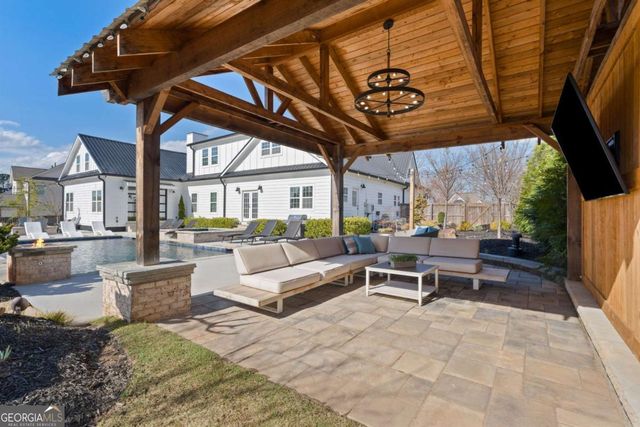 6044 Wade Orr Road, Flowery Branch, GA 30542