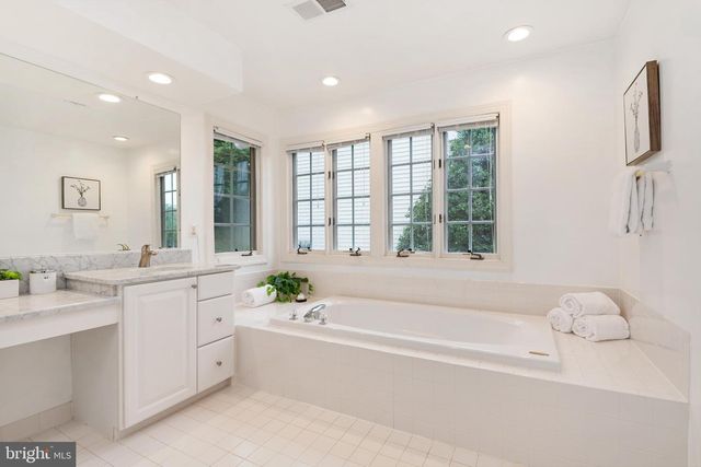 3 SEWALL CT, Edgewater, MD 21037