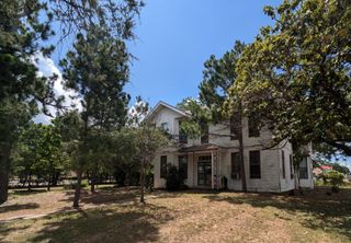 235 E Milam Ave, Rockdale, TX 76567