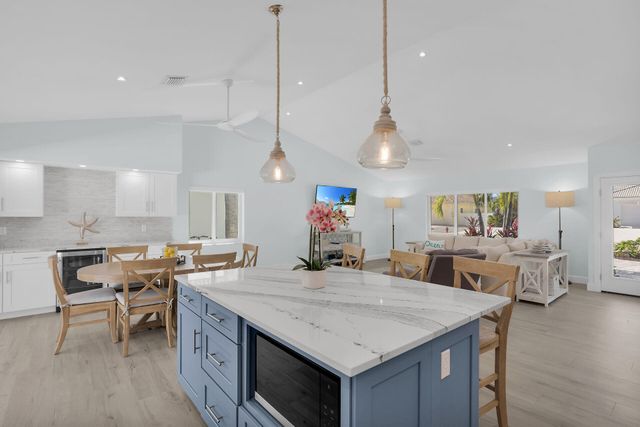 230 13Th Street, Key Colony, FL 33051