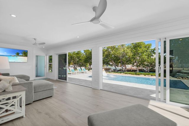 230 13Th Street, Key Colony, FL 33051