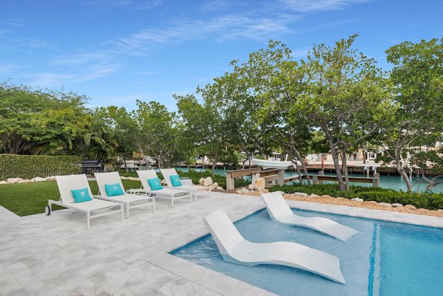 230 13Th Street, Key Colony, FL 33051