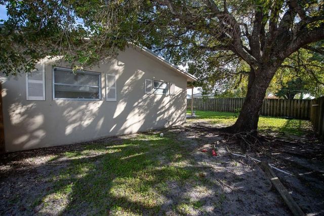 9370 NW 25th Court, Sunrise, FL 33322