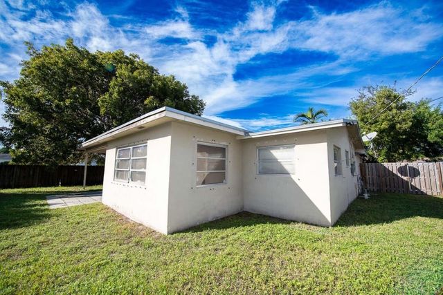 9370 NW 25th Court, Sunrise, FL 33322