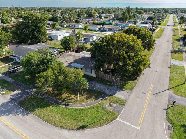 9370 NW 25th Court, Sunrise, FL 33322