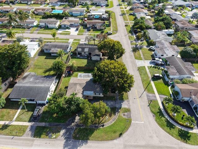 9370 NW 25th Court, Sunrise, FL 33322