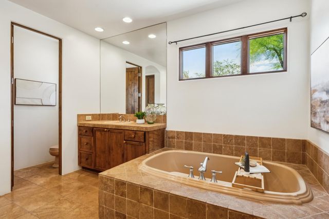 7701 E Golden Eagle Circle, Gold Canyon, AZ 85118