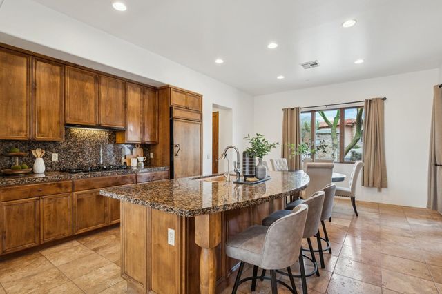 7701 E Golden Eagle Circle, Gold Canyon, AZ 85118