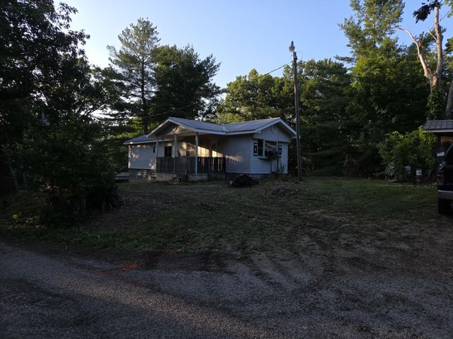 103 Cox Road, Irvine, KY 40336