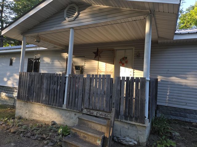 103 Cox Road, Irvine, KY 40336