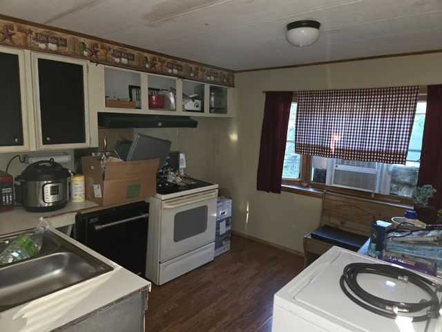 103 Cox Road, Irvine, KY 40336