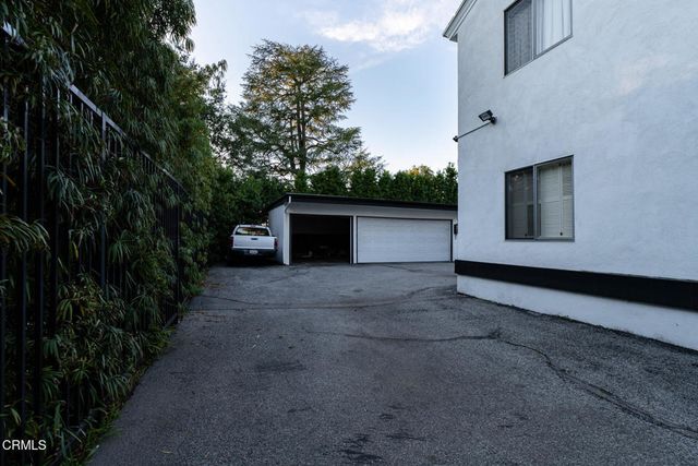 681 S Orange Grove Boulevard 1, Pasadena, CA 91105