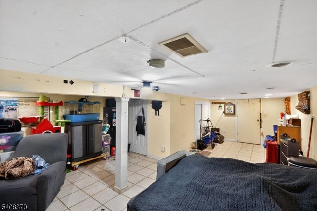 136 W Lincoln Ave, Rahway City, NJ 07065