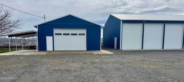 3920 S Olden Way, Toppenish, WA 98948