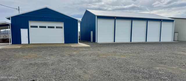 3920 S Olden Way, Toppenish, WA 98948