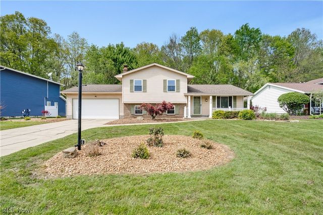 624 Angiline Drive, Boardman, OH 44512