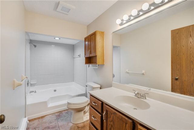 624 Angiline Drive, Boardman, OH 44512