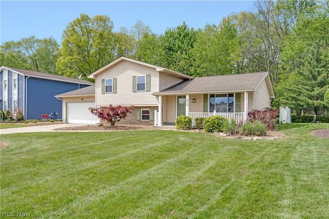 624 Angiline Drive, Boardman, OH 44512