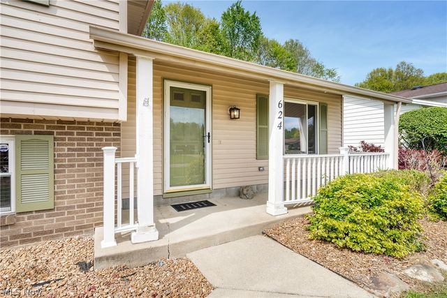 624 Angiline Drive, Boardman, OH 44512
