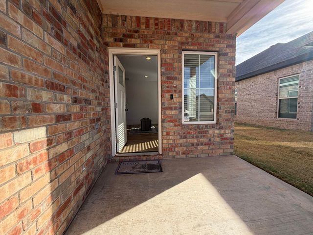 5807 Virginia Avenue, Lubbock, TX 79407