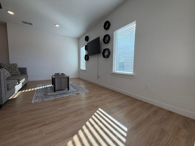 5807 Virginia Avenue, Lubbock, TX 79407