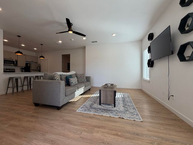 5807 Virginia Avenue, Lubbock, TX 79407