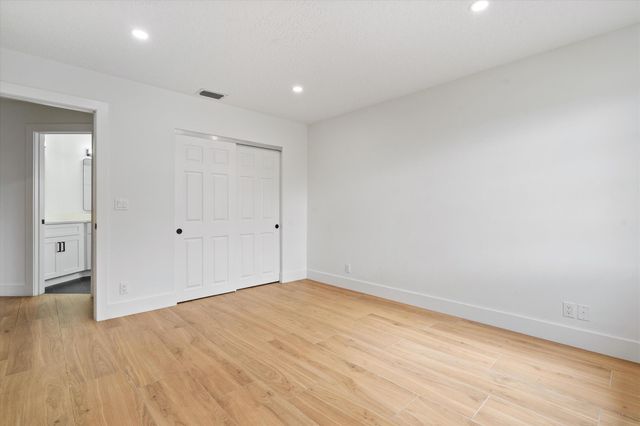 11159 Nantucket Bay Court, Wellington, FL 33414