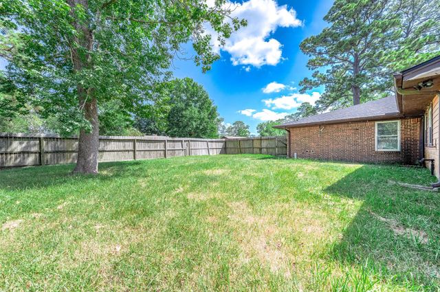 5813 Russell Lane, Baytown, TX 77521
