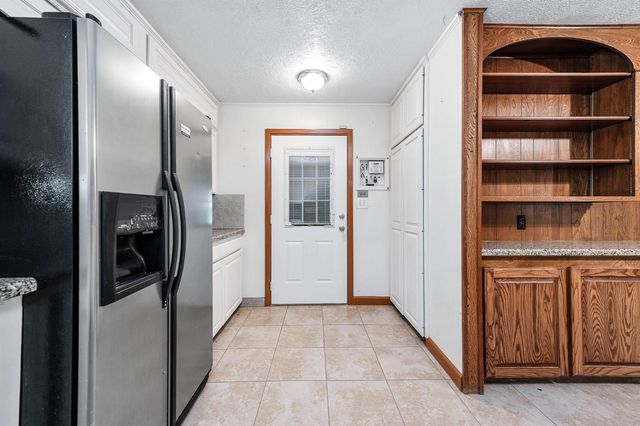 5813 Russell Lane, Baytown, TX 77521