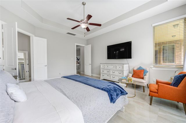 3077 Tradinghouse Creek Lane, League City, TX 77573