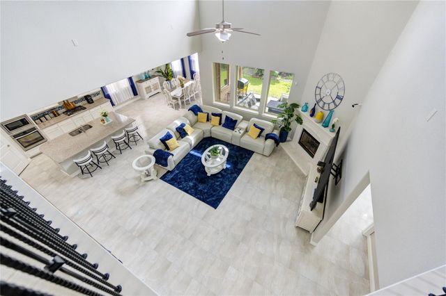 3077 Tradinghouse Creek Lane, League City, TX 77573