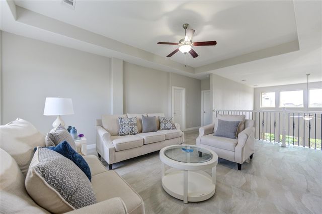 3077 Tradinghouse Creek Lane, League City, TX 77573