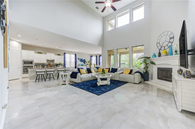 3077 Tradinghouse Creek Lane, League City, TX 77573