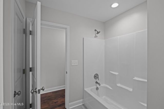 2325 Rhinestone Drive, Winterville, NC 28590