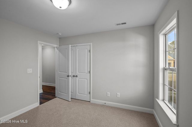 2325 Rhinestone Drive, Winterville, NC 28590