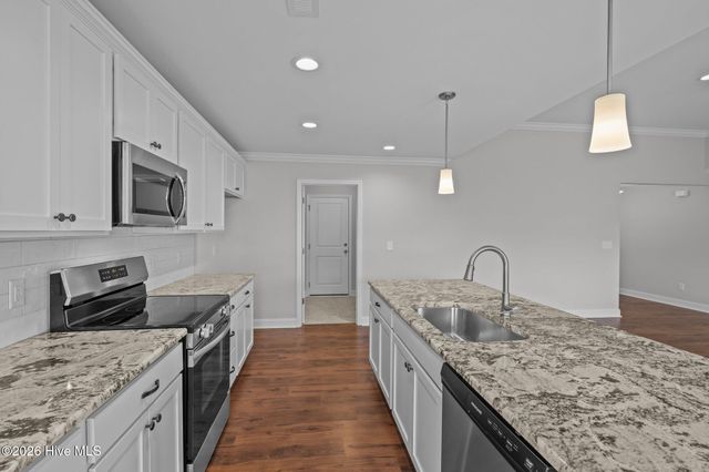 2325 Rhinestone Drive, Winterville, NC 28590