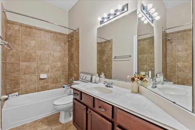 2120 Red Timber Court, League City, TX 77573